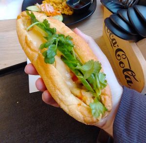 Banh mi tofu at Fivuza in Prague