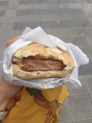  at Leberkas-Pepi in Vienna