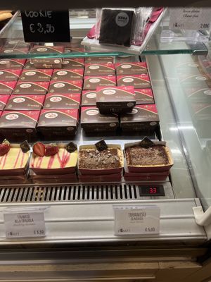 selection  at Pompi in Florence