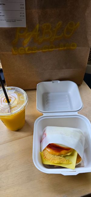 Vegan Bao and OJ at Pablo Eggsgobao in Edinburgh