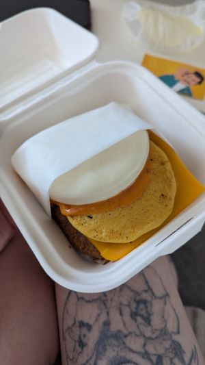 Vegan bao at Pablo Eggsgobao in Edinburgh