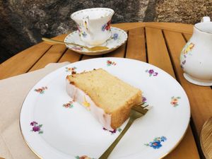   at Dos Hermanos in Dinan