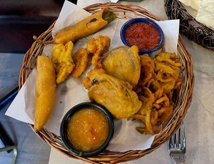 Bhaji Basket at Chennai Express in Fleet