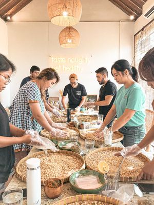 Tempe Workshop Experience at Tempeman Official in Gianyar