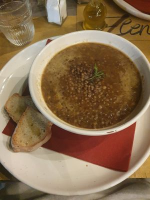 Lentil soup at PassaTempo al Cubo in Gambassi Terme
