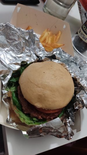 Burger vegana at Chamfer Burger  in Cartagena