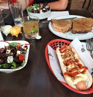  at Le Poulpi Place in Grasse