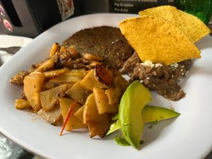 Milanesa Ranchero  at Distopía Coffee Zone in Mexico City