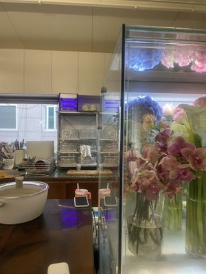 Flowers  at Mokro Garden - 목로정원 in Seoul