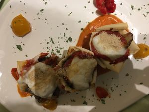 Filo baskets with a filling of aubergine and vegan cheese at Pan GhEA in Milan