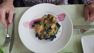 ravioli alle alghe at Pan GhEA in Milan