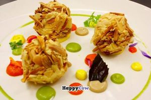 Chickpeas balls with almonds crust at Pan GhEA in Milan