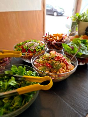 Salatbuffet at little green kitchen - Kunibertsviertel in Cologne