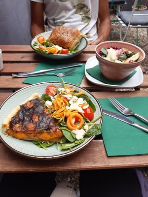  at little green kitchen - Kunibertsviertel in Cologne