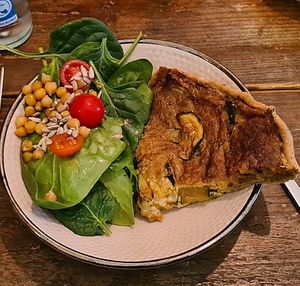   at little green kitchen - Kunibertsviertel in Cologne