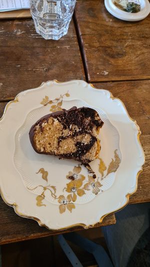 Marmorkuchen at little green kitchen - Kunibertsviertel in Cologne