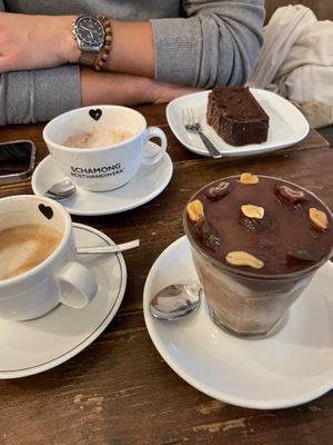   at little green kitchen - Kunibertsviertel in Cologne