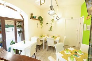  at Déjà Vu in San Gimignano