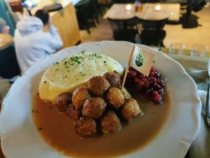 Vegan meatballs with mashed potatoes at Meatballs For The People in Stockholm