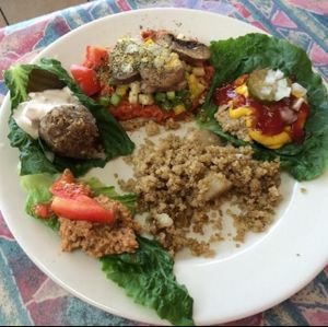 Raw Sampler Plate at Two Vegan Sistas in Cordova