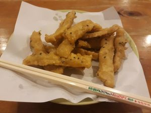 Tofu tempura at Charlie and Lek Health Restaurant in Pai