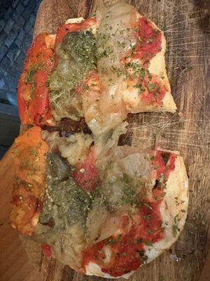 Pinsa   at Mola! Botiga de Pastas in Girona