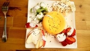 ice and fruit  at Princesa do Castelo in Lisbon