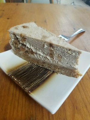 Vegan cheesecake at Princesa do Castelo in Lisbon