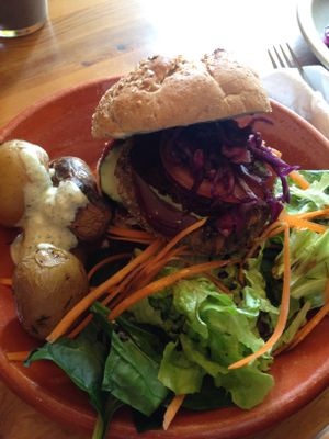 Hamburger 😊 at Princesa do Castelo in Lisbon