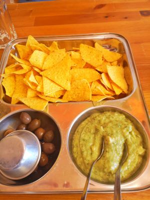 Starters at Princesa do Castelo in Lisbon