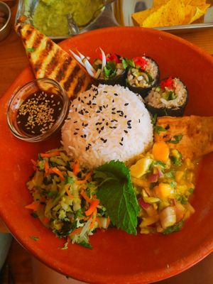 Vegan Sushi and Tofu at Princesa do Castelo in Lisbon