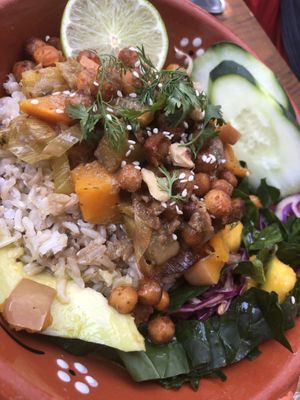 Rice bowl at Princesa do Castelo in Lisbon