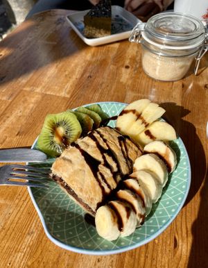 Strudel with fruit at Princesa do Castelo in Lisbon