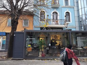  at La Parisienne in Bar