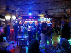 There is salsa dancing every night at Cuba Bar Albir in Albir