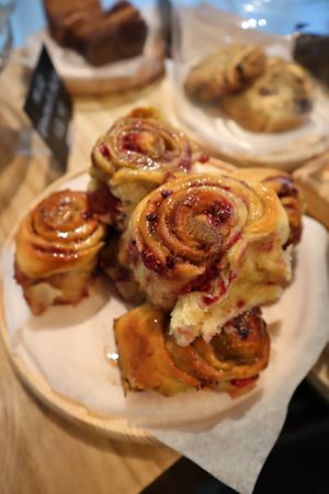 Vegan Raspberry & Cardamon Rolls with Tahini at Selva Coffee in Sevilla
