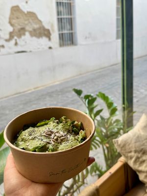 Green goddess salad at Selva Coffee in Sevilla