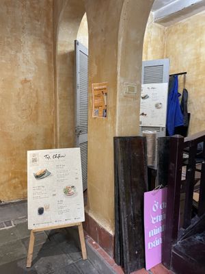 Follow the sign for backyard   at Tu Chau Veggie - Vegan Banh mi in Hanoi