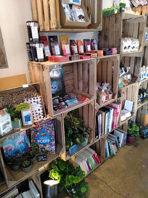 Books, chocolates and other goodies at De Onbekende Boekhandel in Wageningen