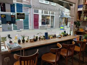  at De Onbekende Boekhandel in Wageningen