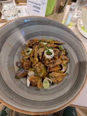 Vegane Plant-bases Gyros Kartoffelpfanne at Cafeteria Zur Rosen in Jena