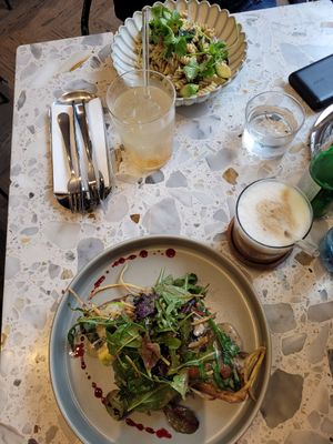  at Avocado Club in Berlin