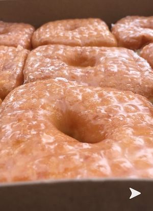 Glaze donuts ! at The Donuttery in Huntington Beach