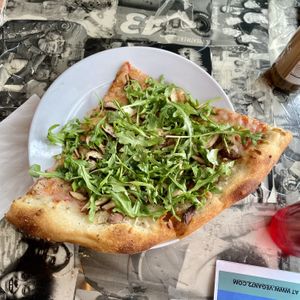 Vegan pizza with mushrooms and arugula   at Hot For Pizza in Richmond