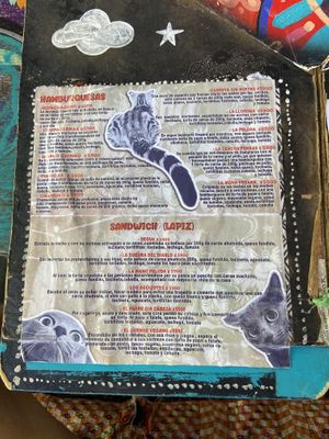 Menu with vegan burger and vegan sandwich  at Monchadeho in Cartago