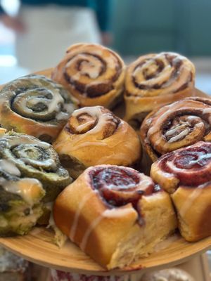 Vegan Rolls (cinnamon, Matcha, Red Fruits) at Mälis in Biarritz