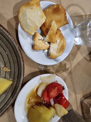 Käsefüllung und Fischsauce at Alliotiko - ΑΛΛΙΩΤΙΚΟ in Crete