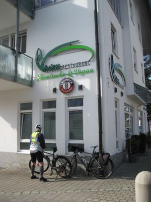 View from the outside at Vivien Restaurant in Taufkirchen