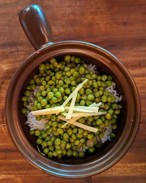 Curried Green Peas Claypot at Cloud Pine Tea + Culture in Milwaukie