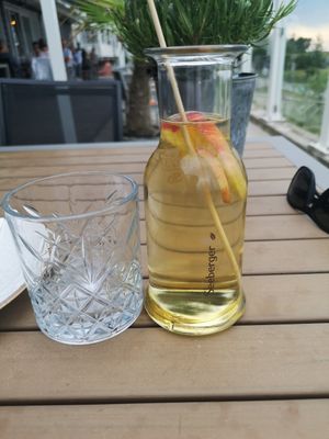 Pfirsich Eistee at Holyharbour in Heiligenhafen